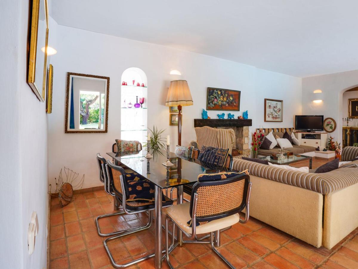 Roofed Villa In Albufeira With Private Swimming Pool Olhos de Agua  Zimmer foto